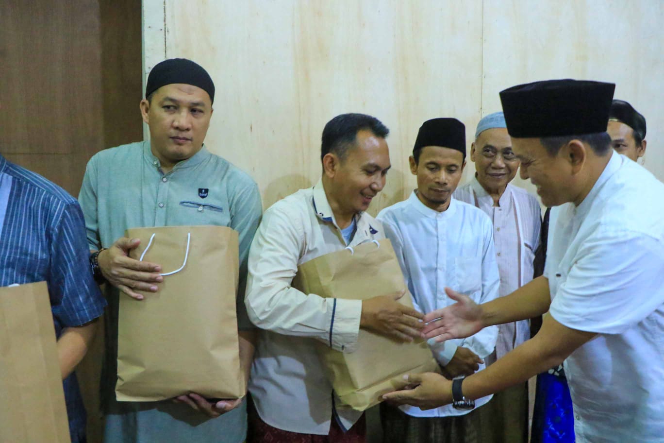 Sekda Kota Tangerang Mengajak Masyarakat Tebarkan Kebaikan Saat Ramadan.