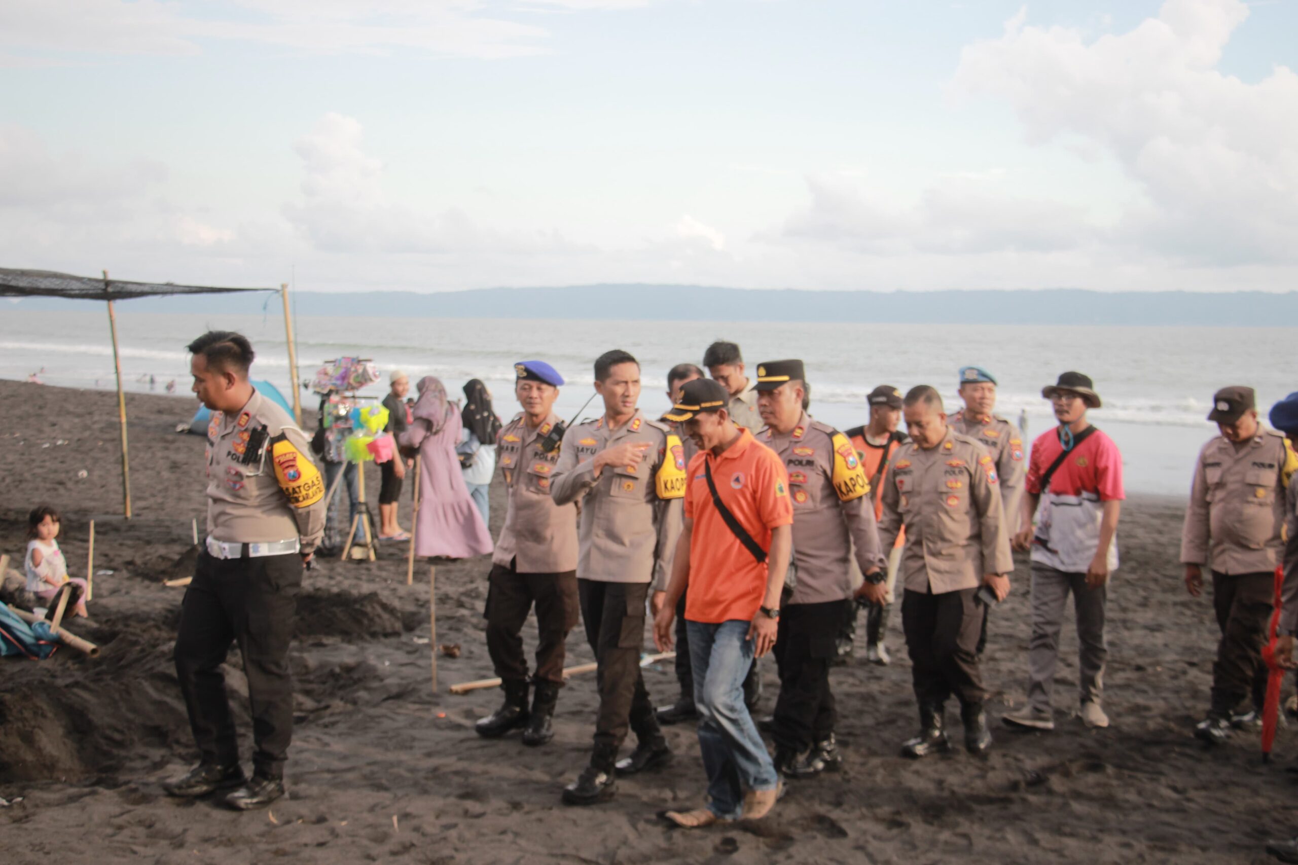 Kunjungan Wisatawan Melonjak, Kapolres Jember Himbau Masyarakat Bisa Menjaga Diri dan Keluarga.