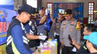 Jelang Arus Balik, Polres Ngawi Gelar Tes Urine dan Kesehatan bagi Sopir Angkutan Umum.