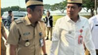 Camat Mekar Baru Dampingi Pj Bupati Terima Kehadiran Wakil Presiden RI.