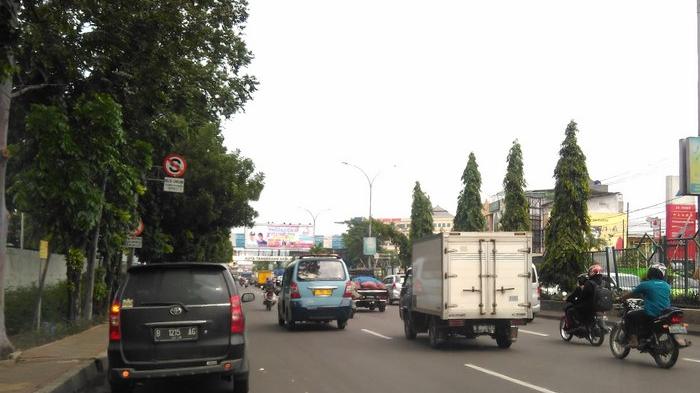 Dishub Kota Tangerang Telah Merekayasa Lalu Lintas Berupa Contra Flow Dijalan M.H Thamrin.